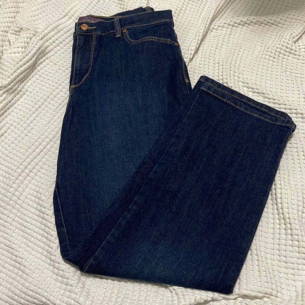 NWOT- Gloria Vanderbilt - 12 short